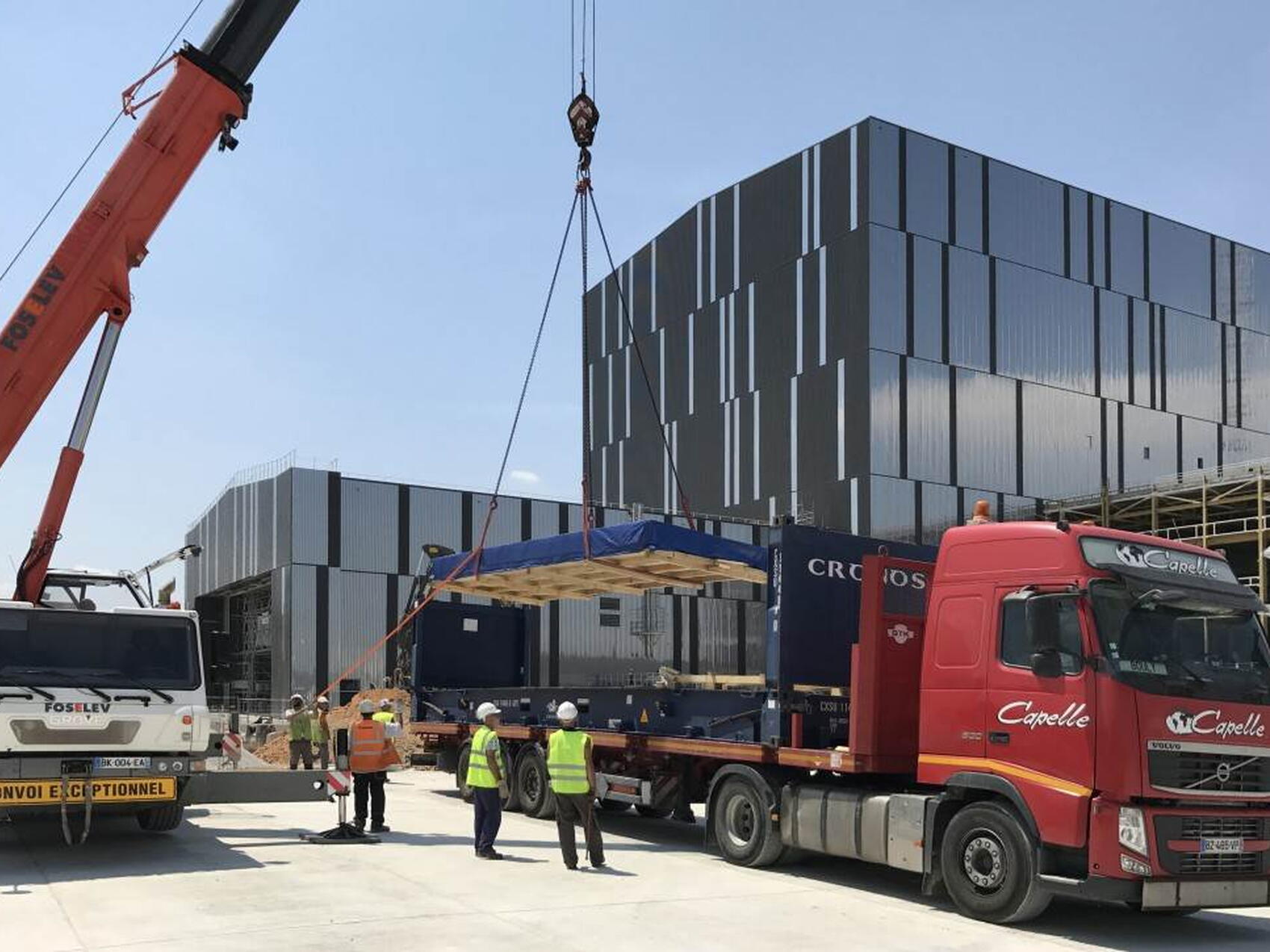 Tool segments arrive on site